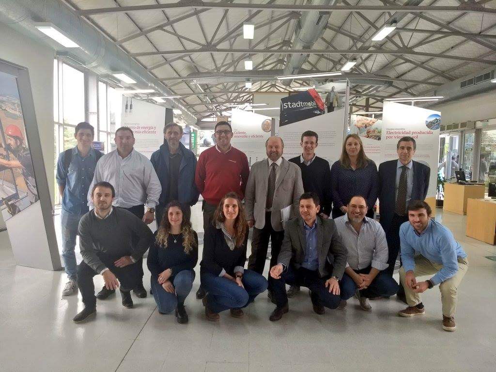 INTAAgroind's tweet photo. Hoy se realizó la "Semana de la Transición #Energética" en Villa María (Córdoba) con el objetivo de promover las #energías alternativas, donde los Ings. #DiegoMathier y #MarcosBragachini del @intaargentina disertaron sobre la #bioenergía como herramienta #sustentable.
#somosINTA https://t.co/5B14pR2yA9