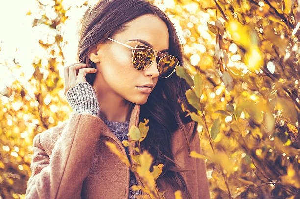 _theadora's tweet photo. As the weather starts to get a bit cooler, what's your favorite go-to look? https://t.co/lhkPnYaNha