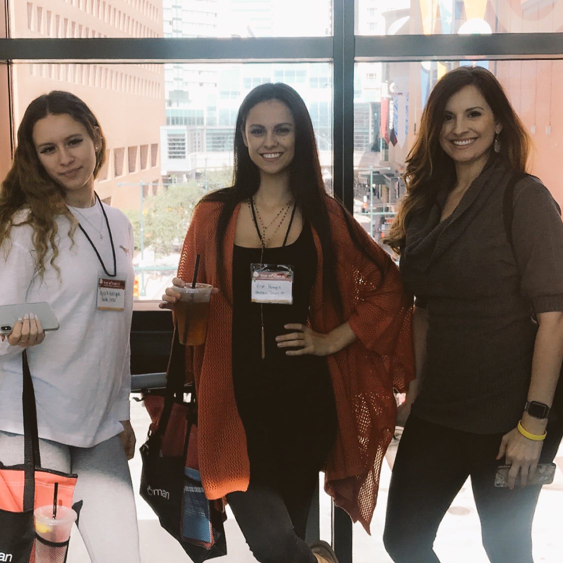 _Rose___'s tweet image. #TrueWoman18