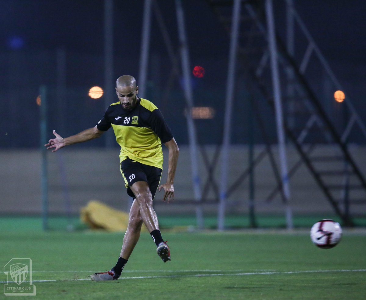 المركز الإعلامي/تقرير 📝📸النمور اليوم الجمعة من الامارات 