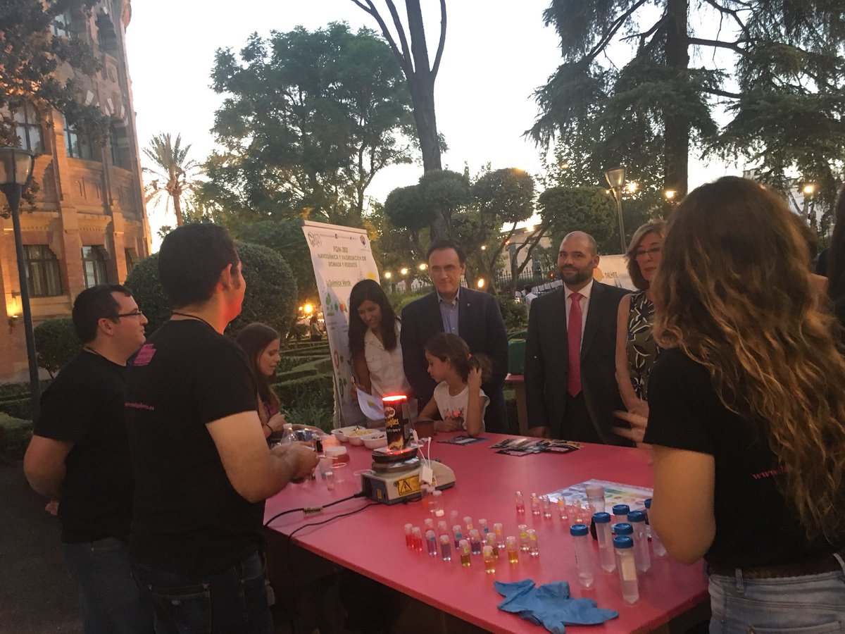 CordobaCiencia's tweet photo. .@383Fqm tiene presencia en #feriadelosingenios #NIGHTspain https://t.co/CYTM74PoBU
