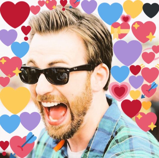 softchrisdodger's tweet photo. is this not chris whenever he sees Dodger?? #chrisevans #wholesomeme #softmeme #mybaby https://t.co/SaqMQkWQxB