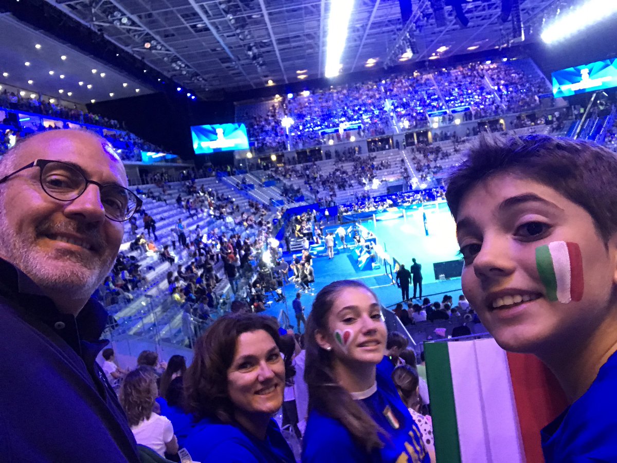 toniliberti's tweet photo. #iocicredo #VolleyMondiale18 #VolleyballWChs https://t.co/gO5gKUhRuC