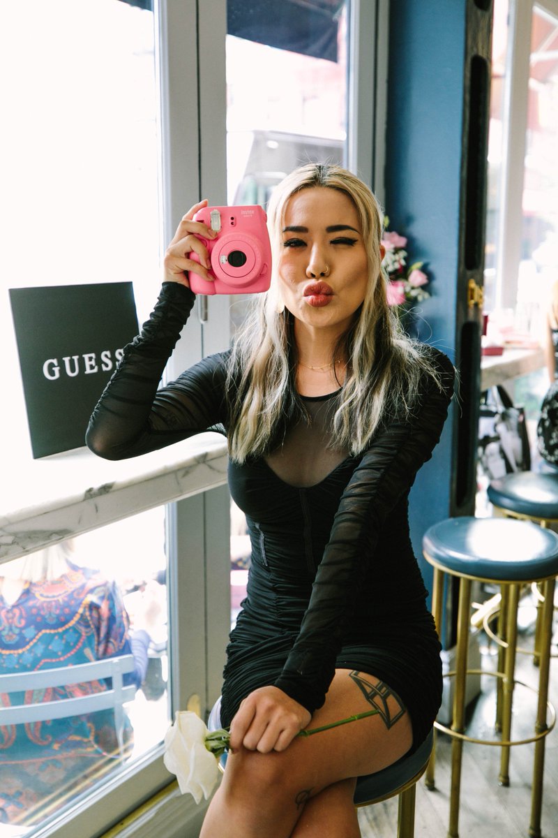 GUESS's tweet photo. Brunching for a cause 💕🥂 #GUESSWatches is proud to partner with @GetInTouch Foundation for #BreastCancerAwarenessMonth this October. See the #GUESSbabes who joined us for brunch in NYC to help raise awareness!

Learn more at https://t.co/Es5QFdtsaL 🎀 https://t.co/dOJoKJVpJQ https://t.co/JQOoXrJgu5