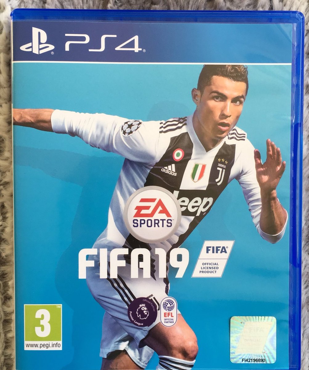 FootbalIhub's tweet photo. We’re giving away a copy of the brand new FIFA 19 on any console. Simply rt and follow to enter. Winner announced tonight! Good luck. https://t.co/ayo3q5yD1S