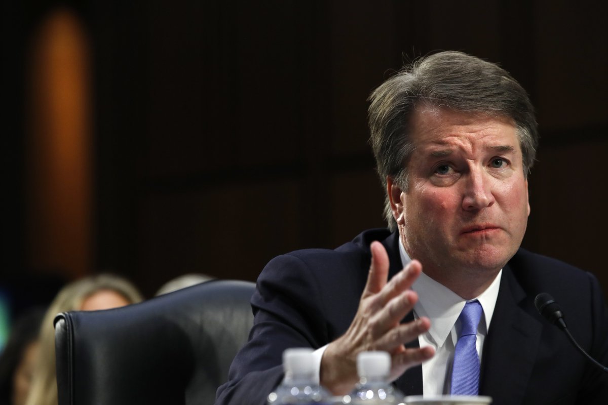 CNNPolitics's tweet photo. The Senate could be forced to delay a vote on Brett Kavanaugh's confirmation after Republican Sen. Jeff Flake called for a delay so the FBI can investigate sexual assault allegations https://t.co/8TKfVFyZJC https://t.co/sOvoVWtNuT