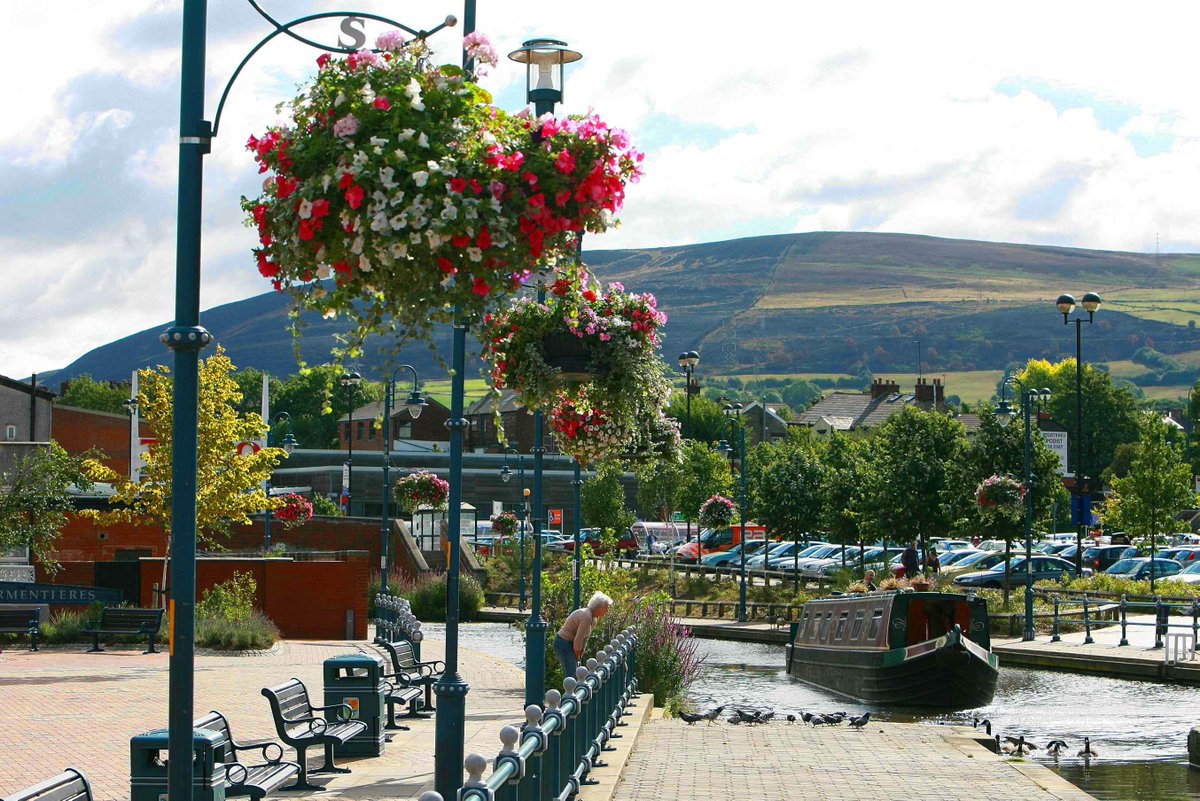 Tameside Council tweet media