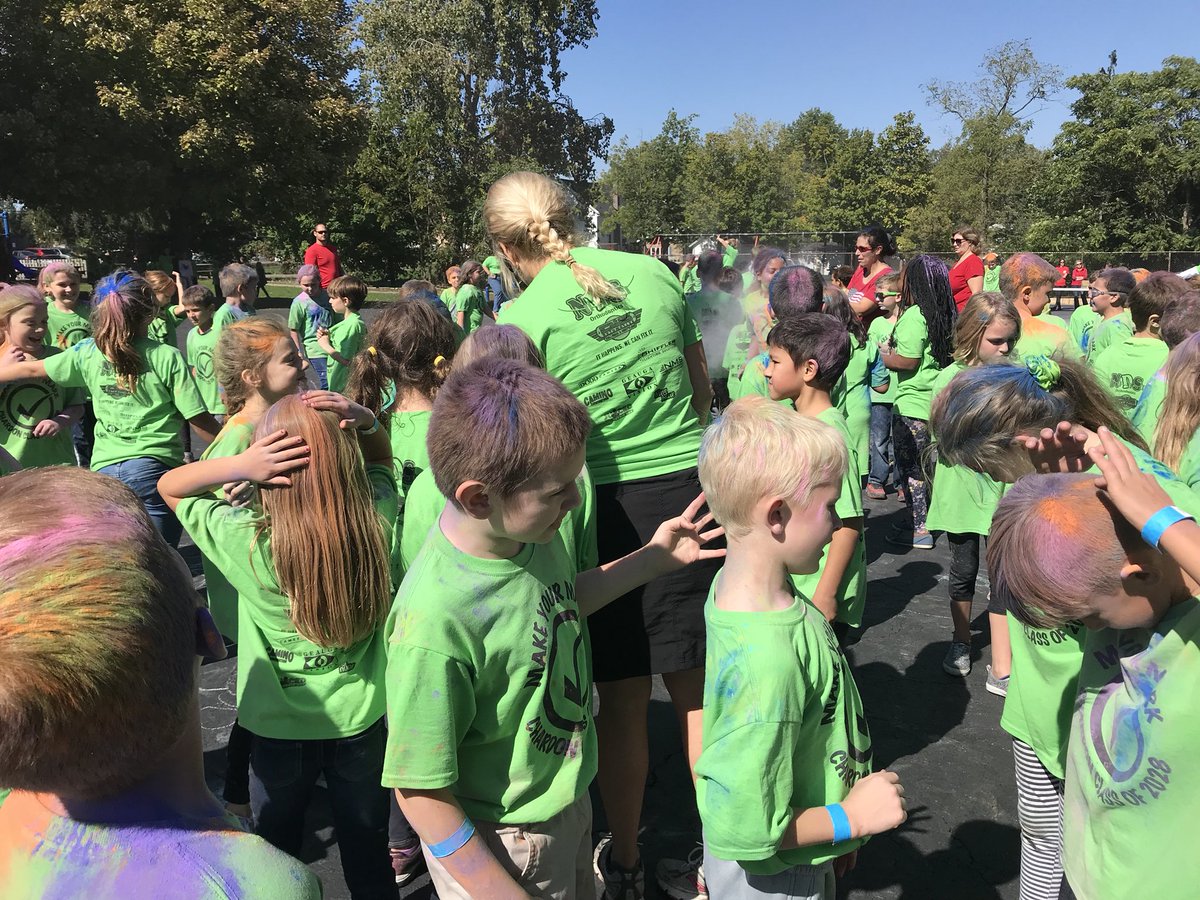 MrsCStewart3rd's tweet photo. A great day for exercise and color during Park’s Color Run! https://t.co/1JyyZul6q5