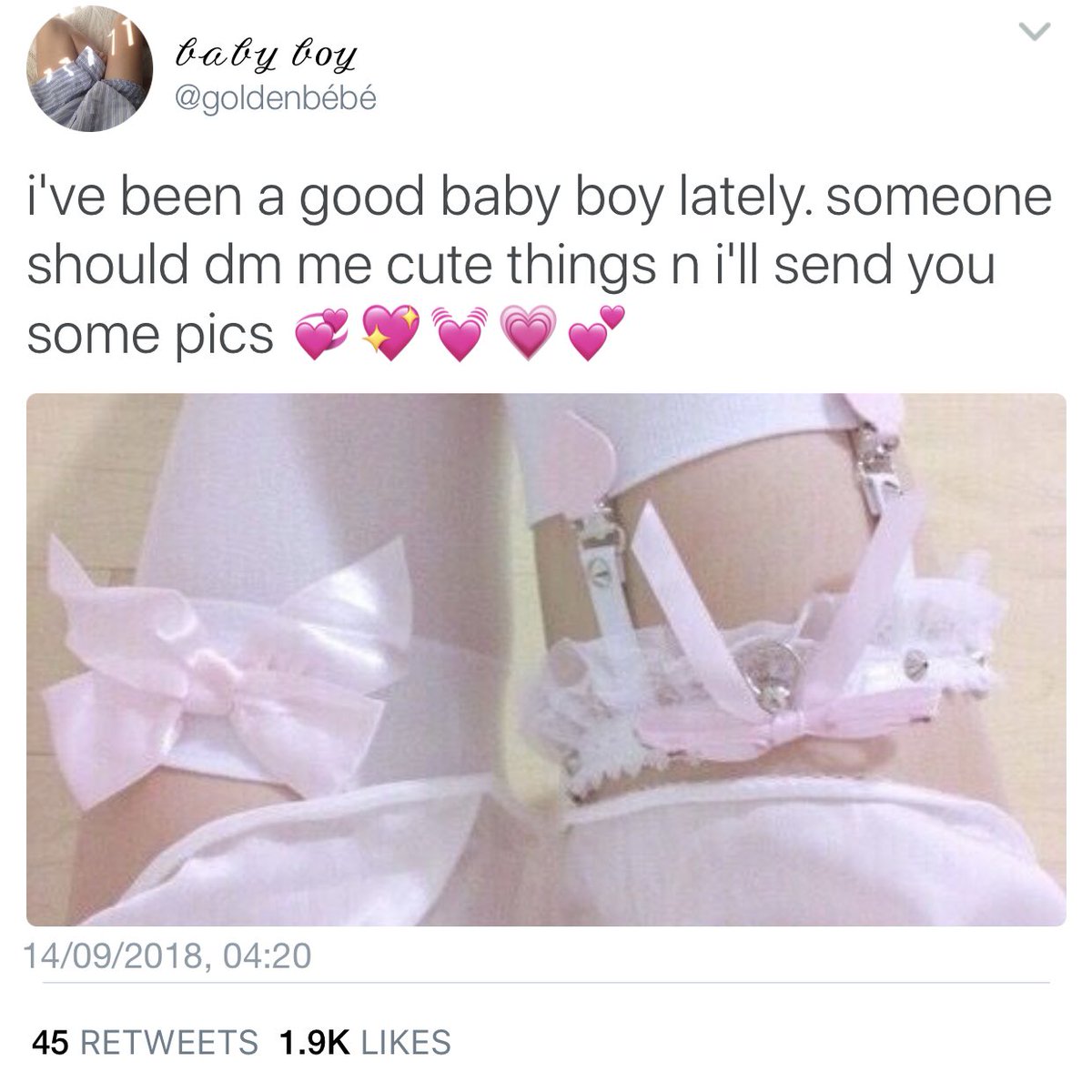 love_tae95's tweet photo. taekook au #taekook #nsfw 

taehyung is a quiet and shy teen who gets bullied for being a bookworm. little do people know, he’s the owner of a well known crackhead account. jeongguk is popular and adored by everyone but he does have a secret. he also has an anonymous account. https://t.co/DlqcyH3sG9