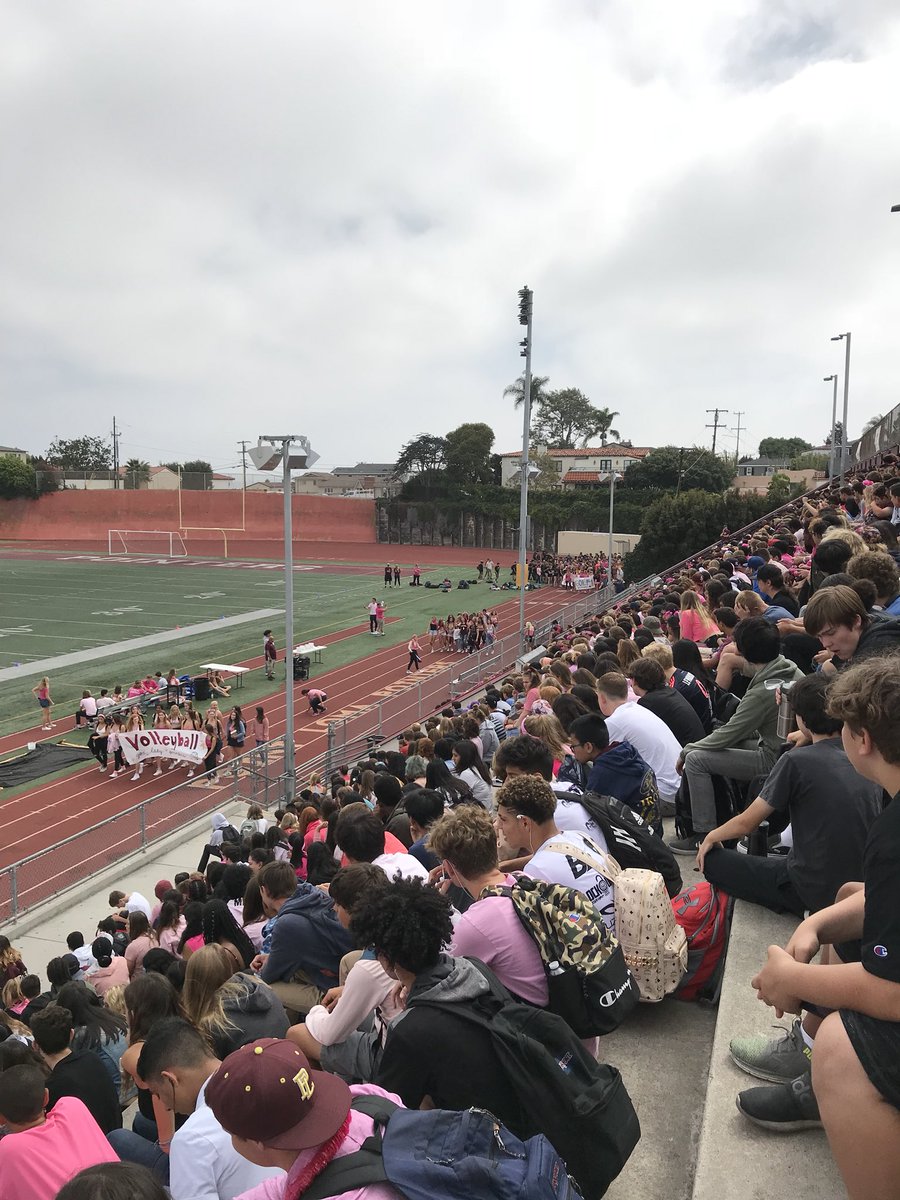 ptlomahs's tweet photo. Fall sports pep rally is underway. It’s a #PinkOut! Homecoming game tonight! #GoPointers #PointerWay #LoveSDschools https://t.co/wOSs5j94wn