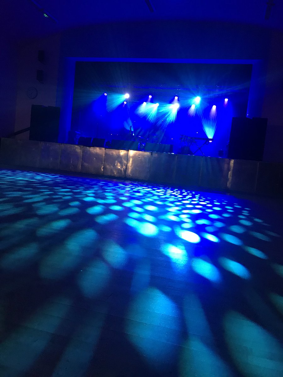 Doors are open for <a href="/TheAlabama3/">The Alabama 3</a> 🤟🏻🤘🏻