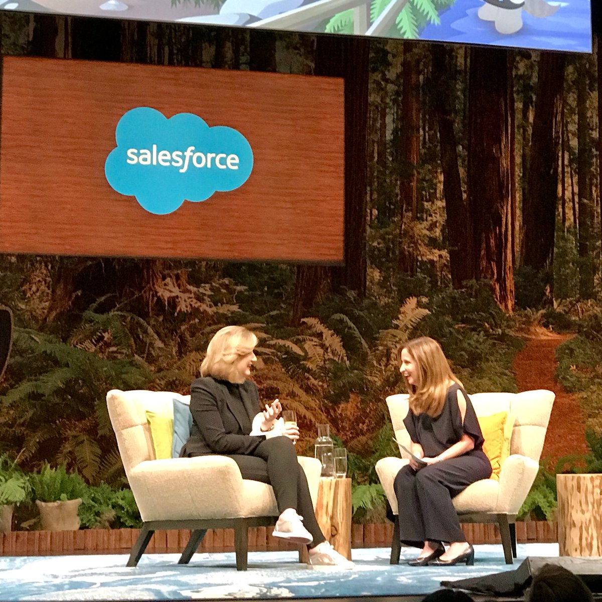 jjdiloreto's tweet photo. Definitely going to adopt this tactic for freeing up time and mental space from @ariannahuff : โI have this rule that I can complete a project by dropping it.โ #DF18intentions https://t.co/RIJnWAp7Od