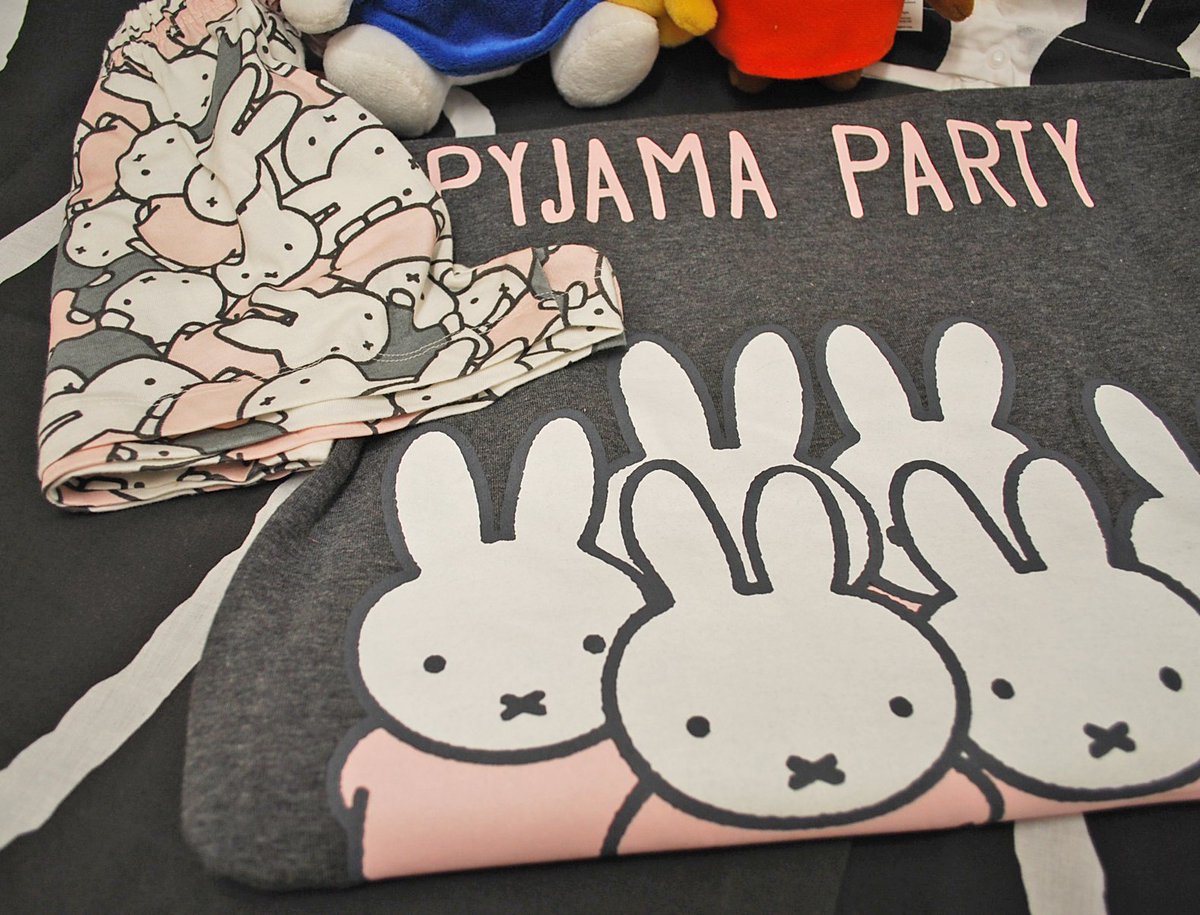 Miffy_UK's tweet photo. RT and follow Miffy for a chance to #win the perfect pair of pyjama party pyjamas!  This set is up for grabs in size 10-12. #competition #MiffysPyjamas #NationalPyjamaWeek https://t.co/W0gALIxc2V