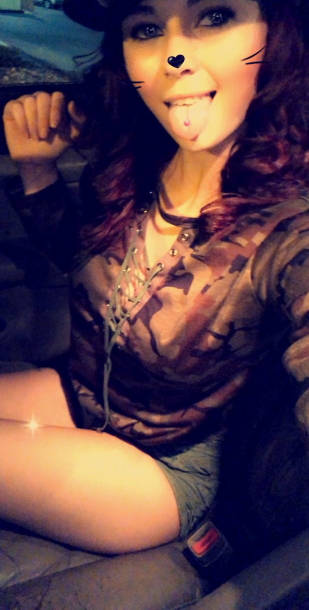 AshleaSteele1's tweet photo. ��💋 https://t.co/91G5sMl3T0