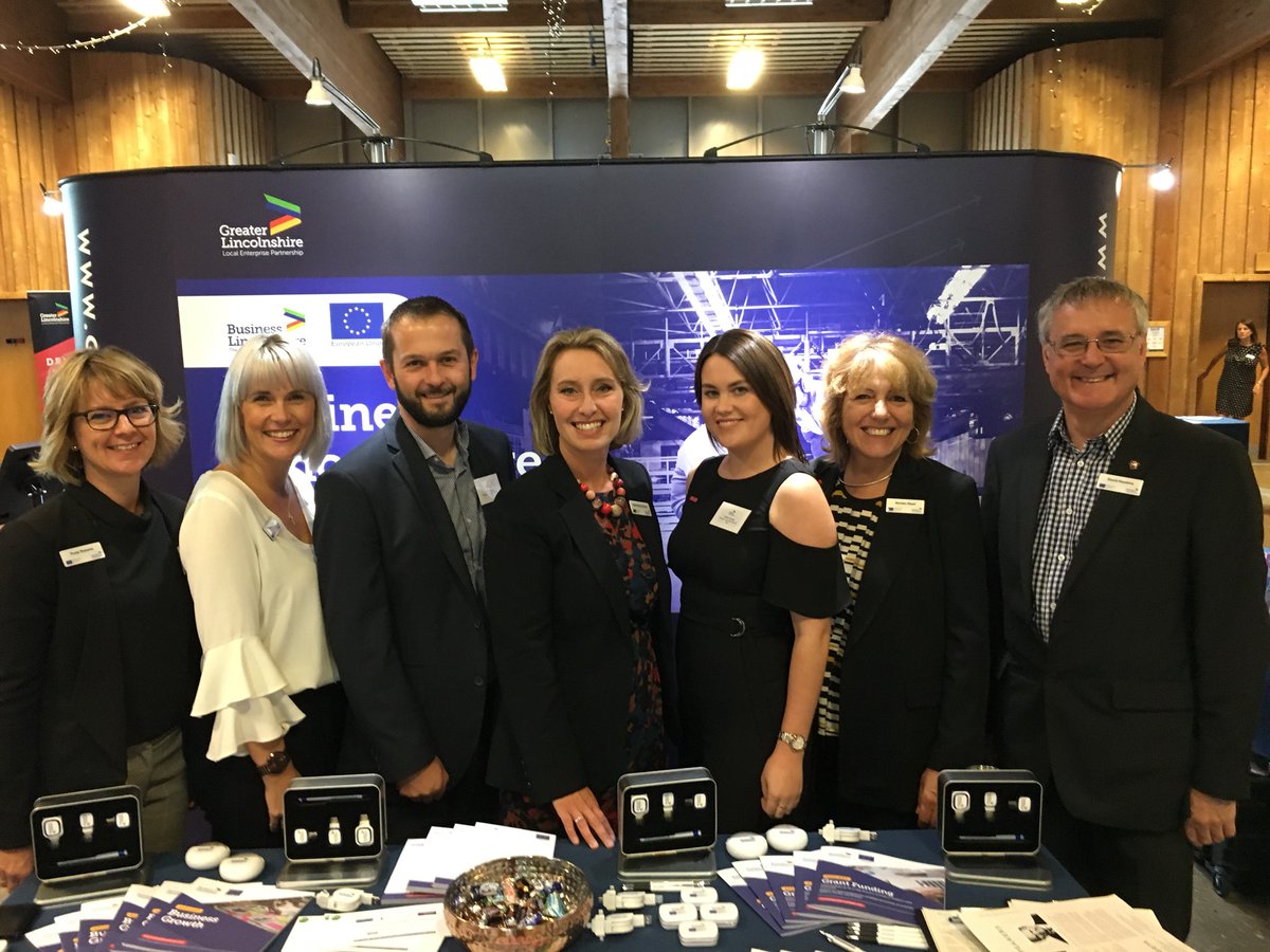 PeteHolmesBIS's tweet photo. Great to catch with the @GreaterLincsLEP  Growth Hub @BusinessLincs team at #lepconference2018 https://t.co/qIhASYv9f7