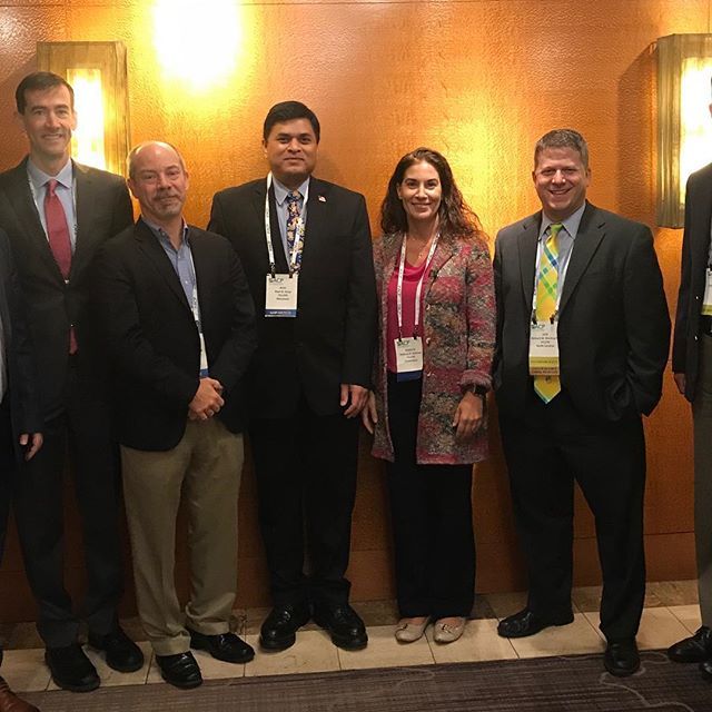 doctorbecca1's tweet photo. ACP national early career physician council members - we are missing a few but not bad that we all made it to governors #ACPECP https://t.co/LAZaequ5Wr https://t.co/RXfxVa1pT0