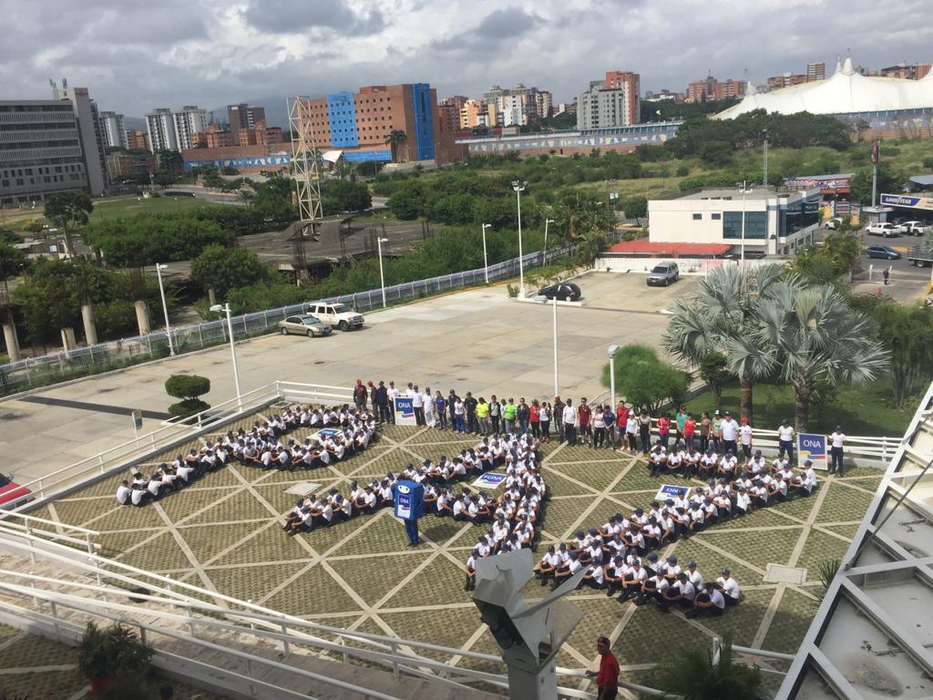 sunadlara's tweet photo. #RedONALara junto a @UnesLaraCF #Escupol #AcademiaDePoliciaLara @fona_lara buscando resaltar los valores en todos los espacios, profundizar la educación, la cultura y consciencia de Prevención Integral #RedNacioanalAntidrogas https://t.co/FxoRLtSK9r