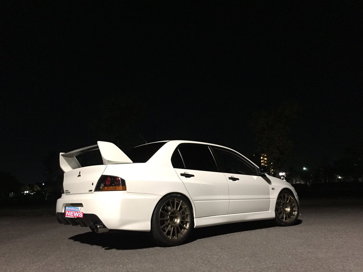 けーちゃん Ct9a やっとやっときました 有言実行ですよ 車を好きになったきっかけの車 憧れだった車 手に入れました ランサーエボリューション Rs Mr 長い相棒になりそうです 意味深