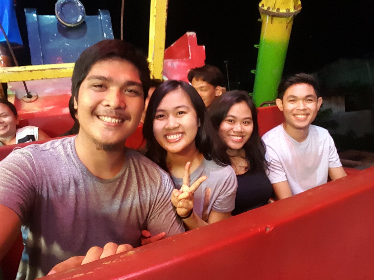 higantegamer's tweet photo. Stress-free night 🎡🎪

#mugna #friendships https://t.co/rjbJkKOLth