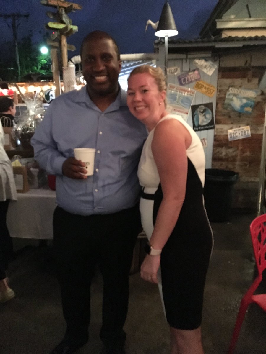 jwager1's tweet photo. Fundraising for NAMI Dominion leadership shows up #capldi5 https://t.co/FmlQiKNZHN