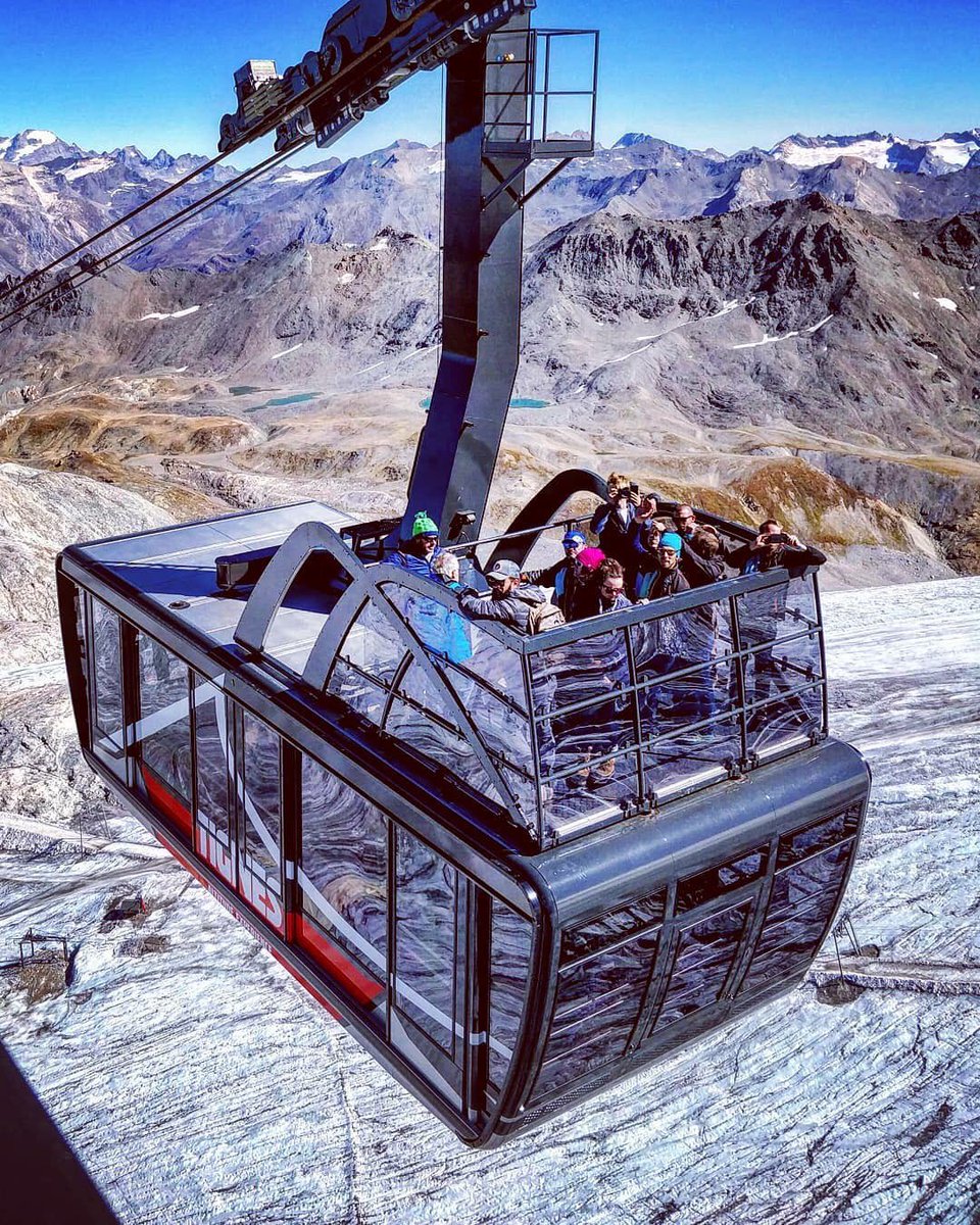 SMBIntl's tweet photo. 🚠Launch #AltitudeExperiences @TignesOfficiel. The new Grande Motte cable has a roof terrace to enjoy a unique view of the surrounding mountains 😍
📷MindShake PR https://t.co/d7LJFaCEn9