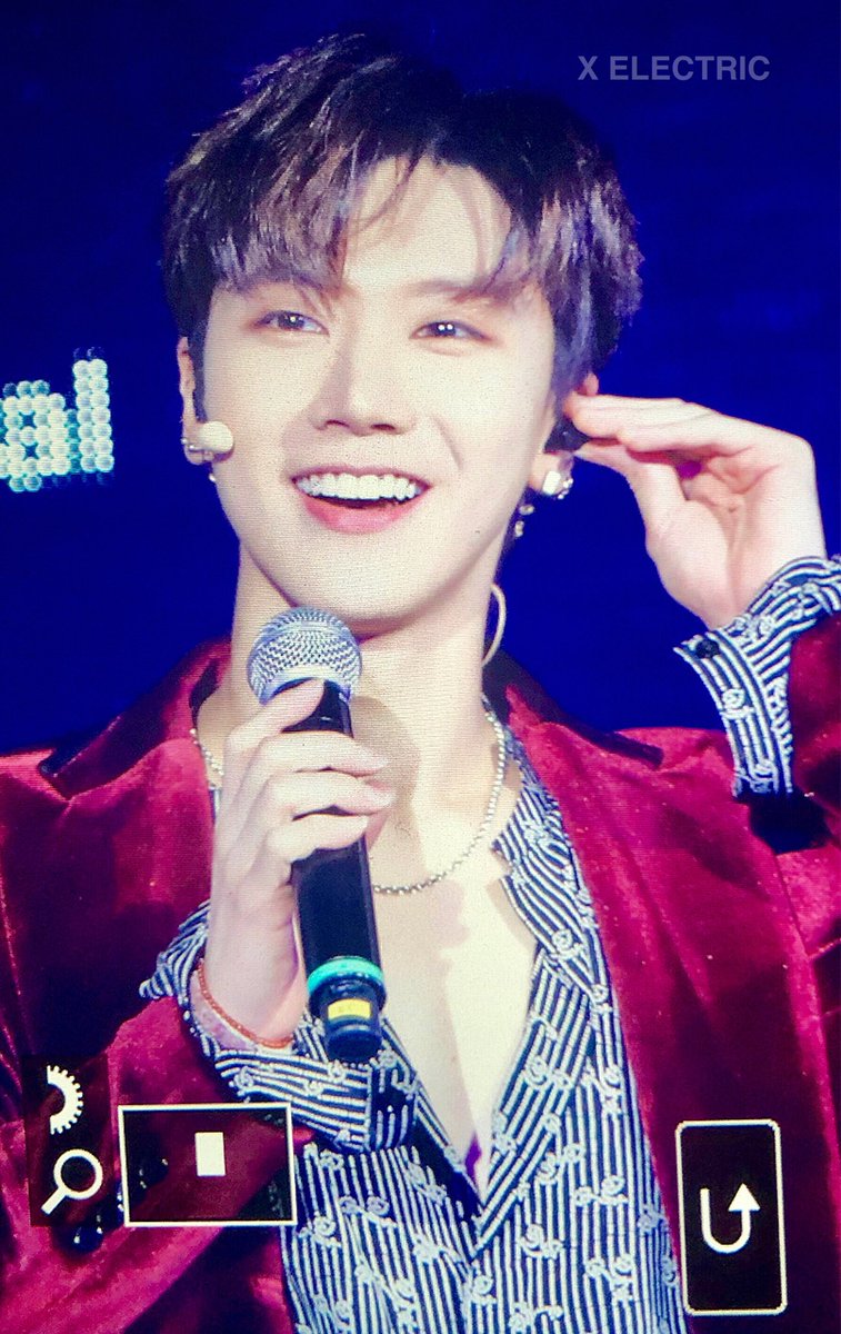 Xelectric10's tweet photo. 180928 강남 페스티벌 
천사야 >3<
#NCT #TEN  #텐 
#NCT2018 https://t.co/j4F3HgWMGj