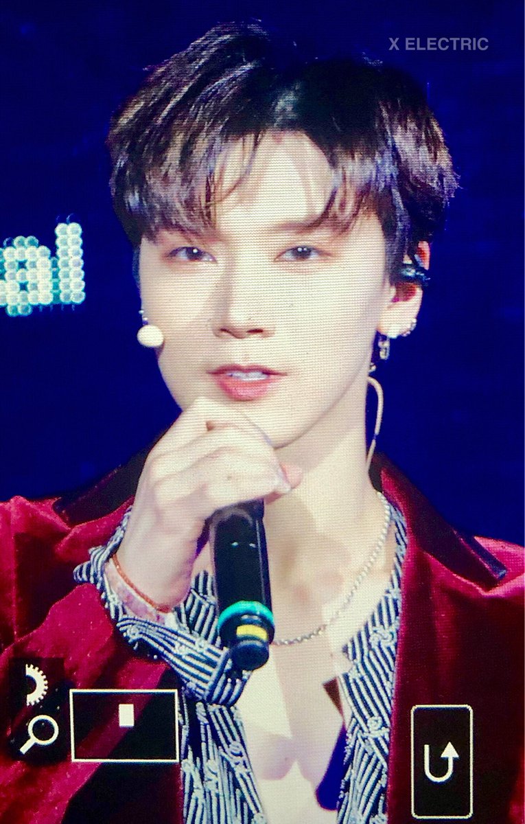 Xelectric10's tweet photo. 180928 강남 페스티벌 
천사야 >3<
#NCT #TEN  #텐 
#NCT2018 https://t.co/j4F3HgWMGj