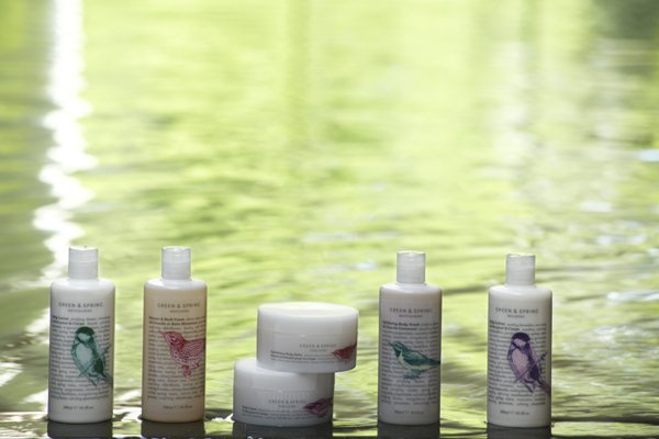 GreenandSpring's tweet image. Green &amp;amp; Spring feeling perfectly at home at C-Side Spa at Cowley Manor. Check out C-Side, where it all began here:
ow.ly/BTUW50iVI8W
@cowley_manor #cowleymanor #organicskincare #naturalbeauty #spa
