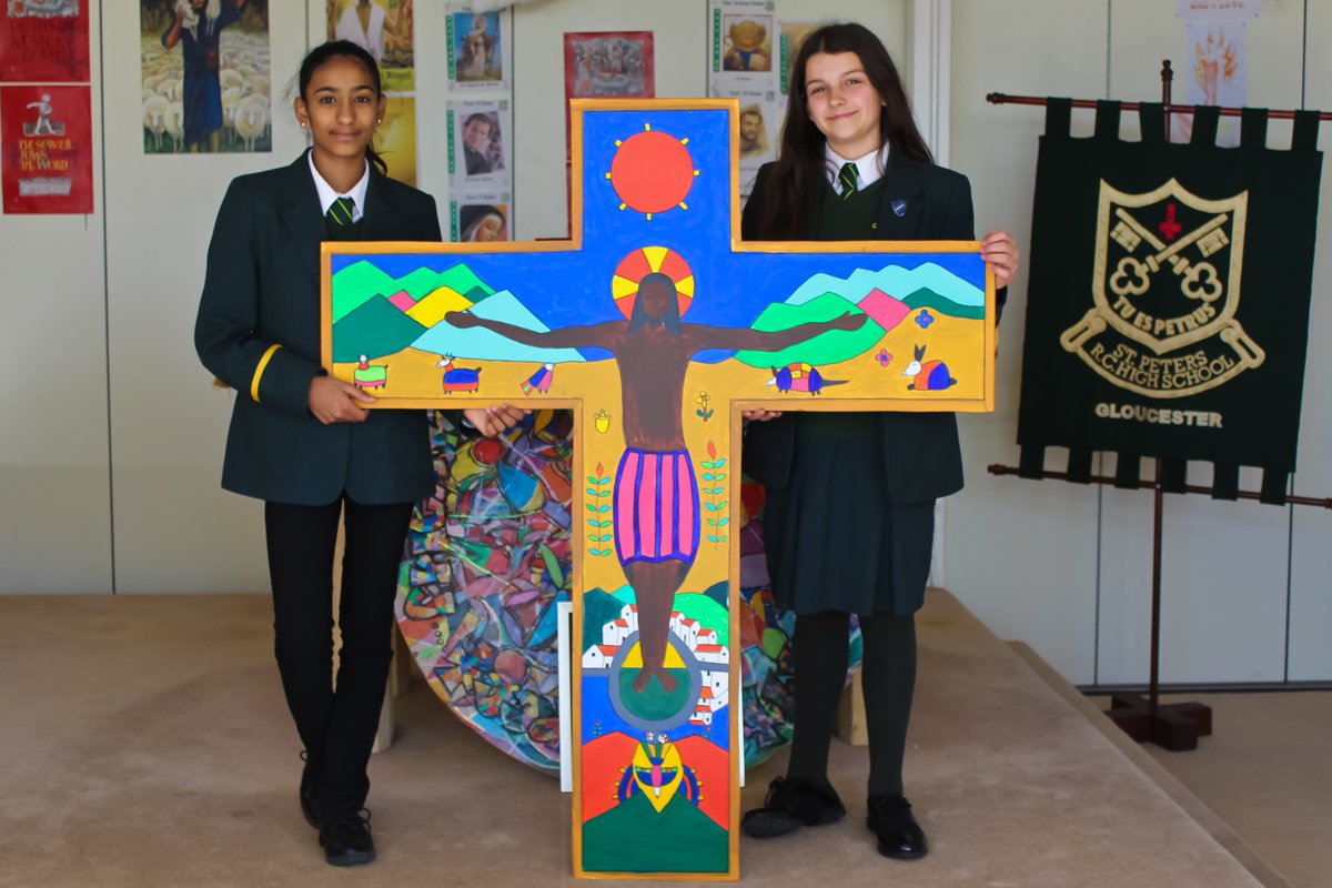 SPHSRE's tweet photo. One of the highlights of our week was our start of term Mass. Students helped to make a Romero Cross, ahead of the canonisation of Oscar Romero next month. @ChaplainStPetes @SPHSArt @StPetersRCHigh https://t.co/uTKek8ISDW