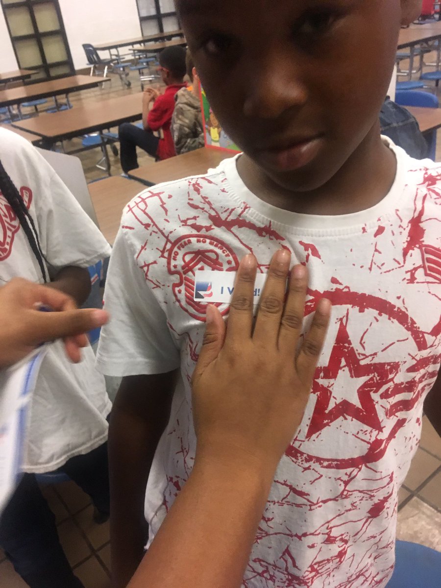 Hes_prin's tweet photo. Kids are getting the full democratic process of voting today!! We got stickers too!! #hesrocks #engage #lovekids https://t.co/lOjejnwdwJ