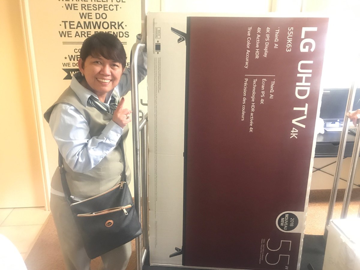 suzzzyT12's tweet photo. Congratulations Rehsee for winning the 55’inch TV!! Awesomjob💎#teammembermatters #DRSummerShowdown https://t.co/aUZnxiy864