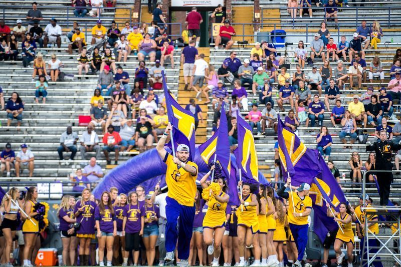 tennesseetech's tweet photo. Hey #TNTech22, come out to Tucker Stadium to be part of a #TNTech tradition this weekend! Freshmen, meet in the Northeast endzone by 5:30 p.m. Saturday for Running of the Freshmen and lead our Golden Eagles onto the field as they take on Eastern Illinois!  #WeAreTNTech #WingsUp https://t.co/KOW2NmTcog