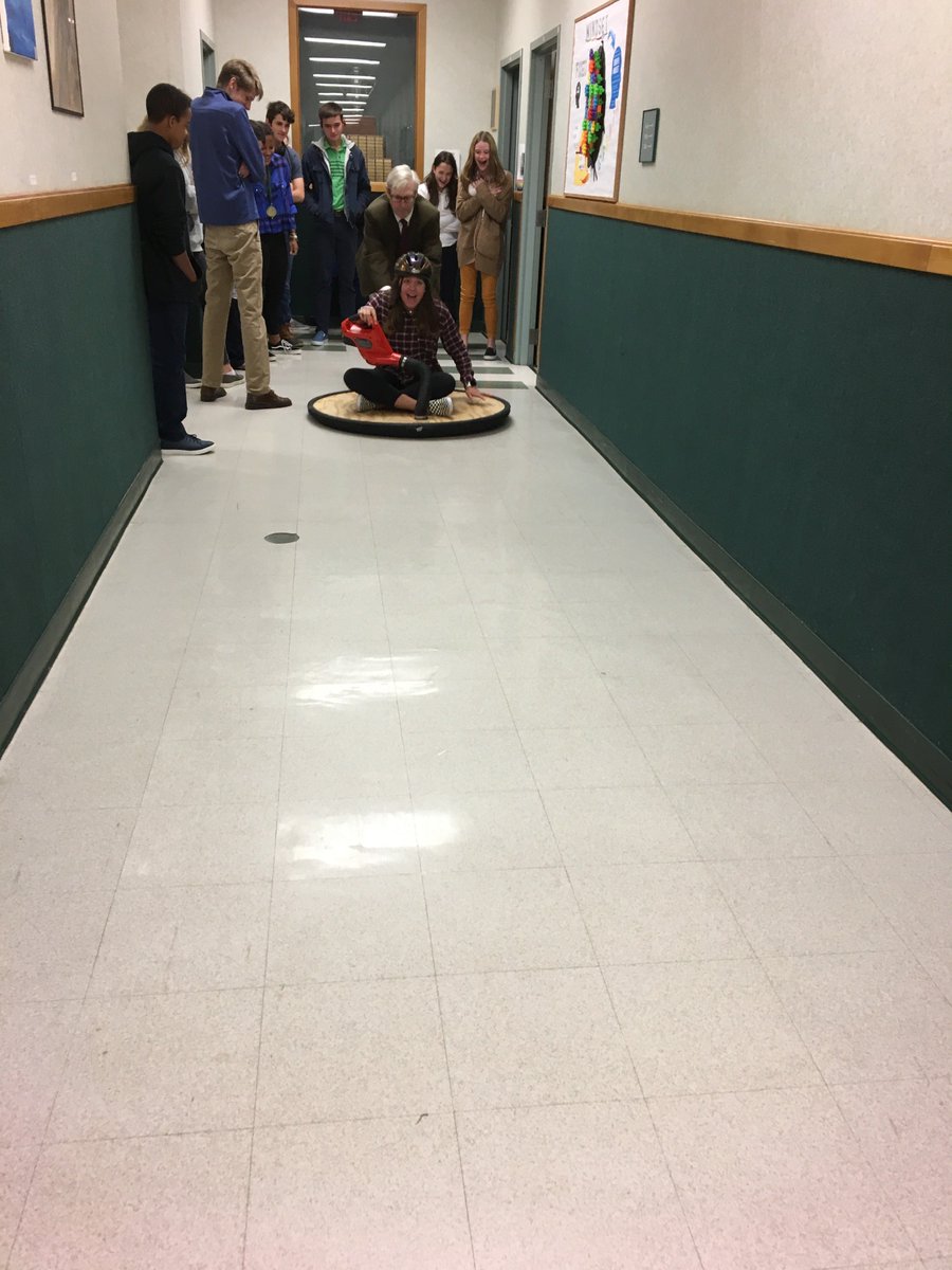 EagleHillSchool's tweet image. It’s all about Momentum in Mr. Lovejoy’s Period 1 physical science class! #EagleHillSchool #LDEducation #LearningisFun #boardingschool #ScienceisFun #STEM #education #Science #ScienceClass #ScienceRocks