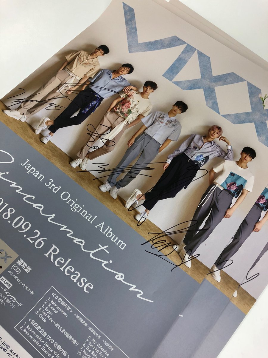 RefillKorea's tweet photo. #refillkorea
今日のゲスト #VIXX の皆さんから、番組を聞いてくれたリスナー3名様にサイン入りポスター&amp;チェキをもらいましたよ😊ご希望の方はこのツイートに番組の感想などをコメントしてくださいね！たくさんのご応募、お待ちしています! https://t.co/okTK9yQ0qV
