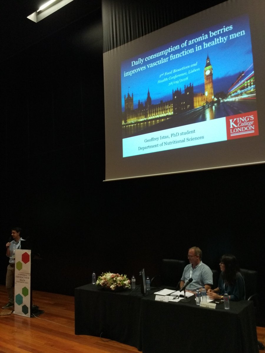 Paul_YTY's tweet photo. Soon to be Dr @Geoffreyistas giving a teaser of his PhD VIVA @fbhc2018.
Examiners in the room, supervisor @anarmateos chairing the talk. No pressure, he's rocking it 👌 https://t.co/TlPln5JkCI