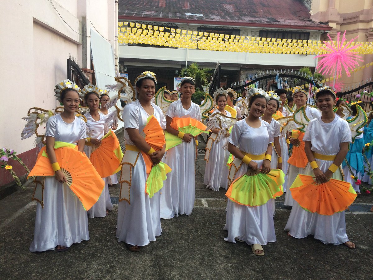 jhuniels's tweet photo. Ito yung pinaka masaya duon eh dagdag Kaibigan na naman. 😘
(ISANG PAMILYANG ANGHEL) ✨
#3replace #Superbless https://t.co/1FH66YlJ0S