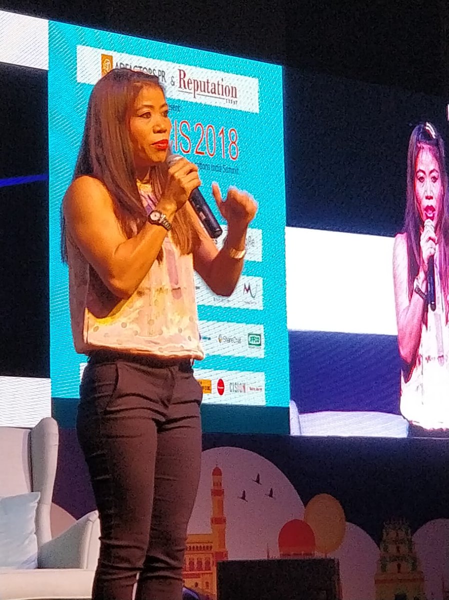 Lobo_Reenal's tweet photo. @MCMarykom mentions how she is never satisfied with what she is doing and needs to strive for more. But, she hopes getting a gold medal at Olympics, will give her satisfaction.

#MSLSupernight #WeAreMSL #PRAXIS7 https://t.co/cSkqws4X4a