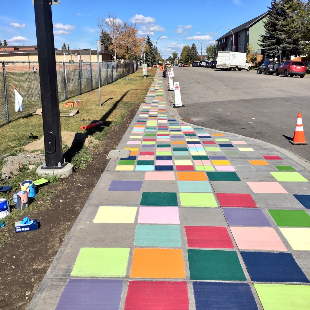 peterxdesigns's tweet image. Team @Stantec gives back to the communities. As a part of Stantec in the Community week, we worked with BRZ and @cityofcalgary to hand draw and paint over 750 squares on this sidewalk at 17 Avenue #StantecTogether.