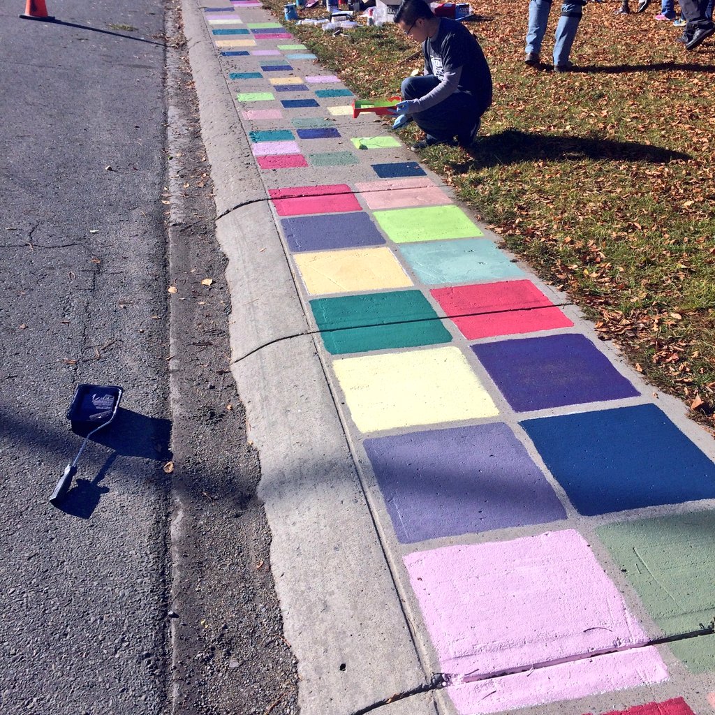 peterxdesigns's tweet image. Team @Stantec gives back to the communities. As a part of Stantec in the Community week, we worked with BRZ and @cityofcalgary to hand draw and paint over 750 squares on this sidewalk at 17 Avenue #StantecTogether.