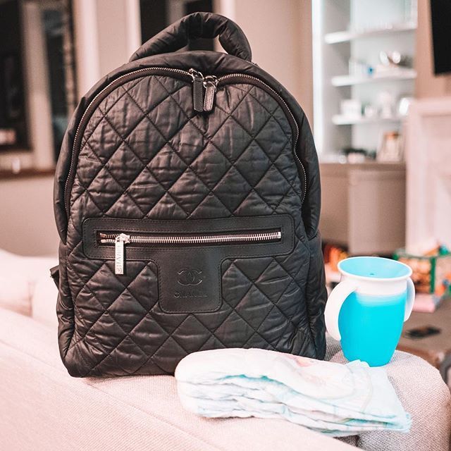 KristinaBraly's tweet photo. New video 🎥‼️ #Unboxing a @chanelofficial diaper bag (aka the #cocococoon backpack) from @fashionphile 😳 was it a hit or a bust or...somewhere in between 🤔❓#chanelbackpack #chanelunboxing #linkinbio https://t.co/T0H6dkupLt https://t.co/B5hk3yxnsM