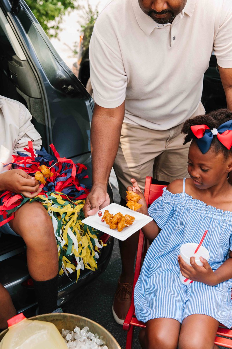 Today is Friday, which means it's pretty much Saturday, which means football and tailgates! Do it with Chick-fil-A! You can even order through the app. #Touchdown