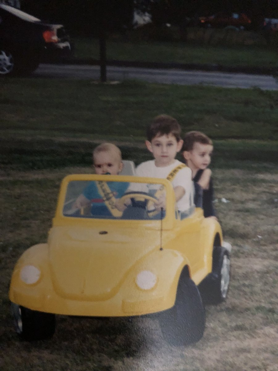 carter_edgerton's tweet image. Happy birthday to the kid that can’t match his outfits #rapdevil @BLambo30