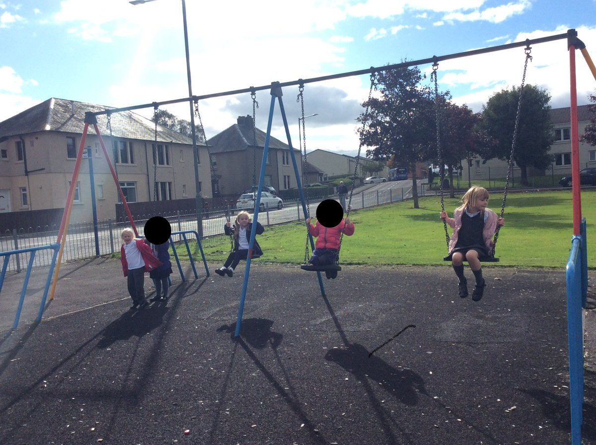 p12langlees's tweet photo. Super fun at the park for Golden Time today! P2 have worked really hard all week, especially practicing for our Harvest Assembly (Tuesday at 9:15- families welcome), so they deserved a lovely treat #RewardingGoodBehaviour https://t.co/nrrOObz2K7
