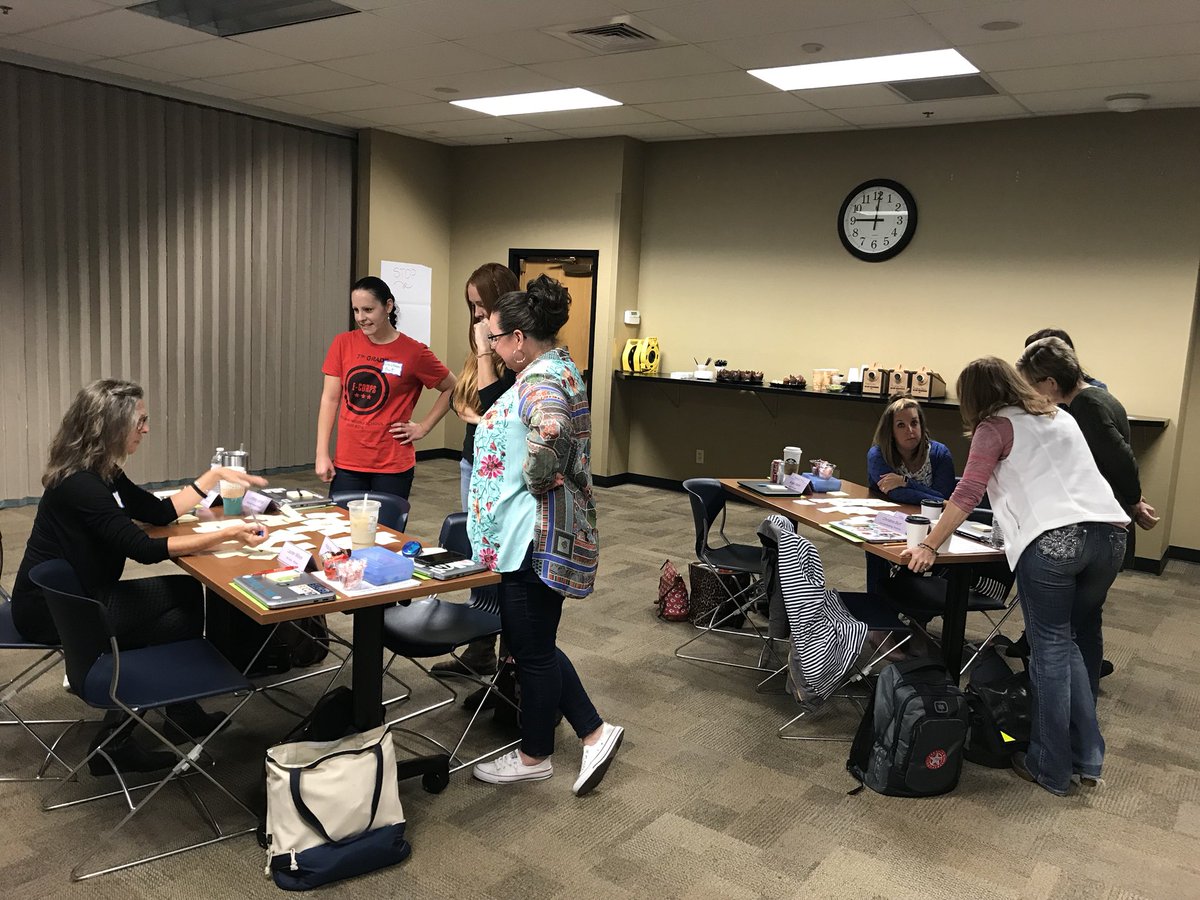DrNicoleHolt's tweet image. Great start to the day with @officialSPS PL Advisory. @MarthaDoennig and I appreciate your feedback and commitment to learning for ALL across the system. #spslearning #learningsystem