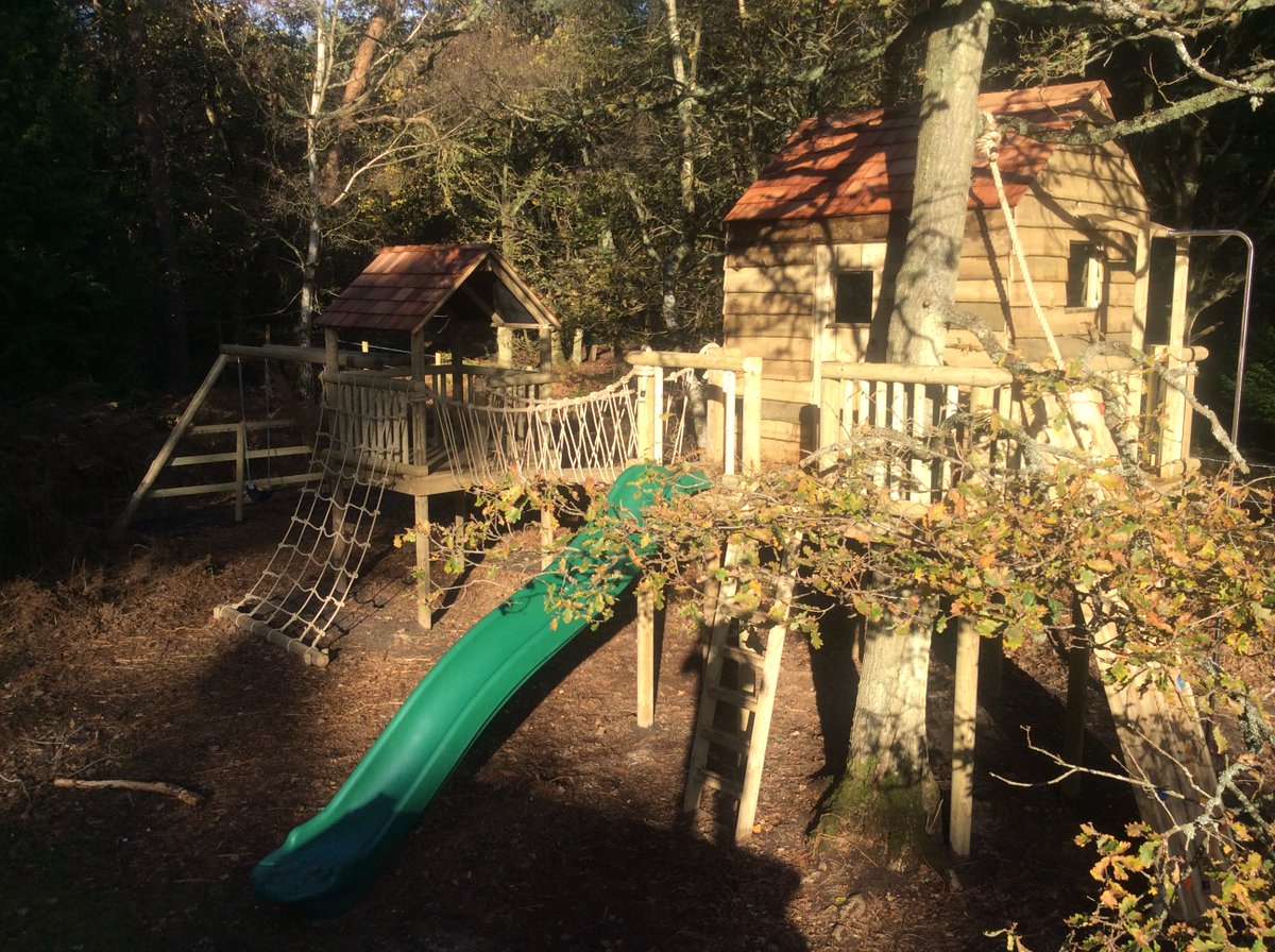 Gardenatics's tweet photo. It's not too late to get a climbing frame or treehouse, they look great in the Autumn too! #timeless #outdoorsfamily #dreambig https://t.co/4oyX2fZhdj