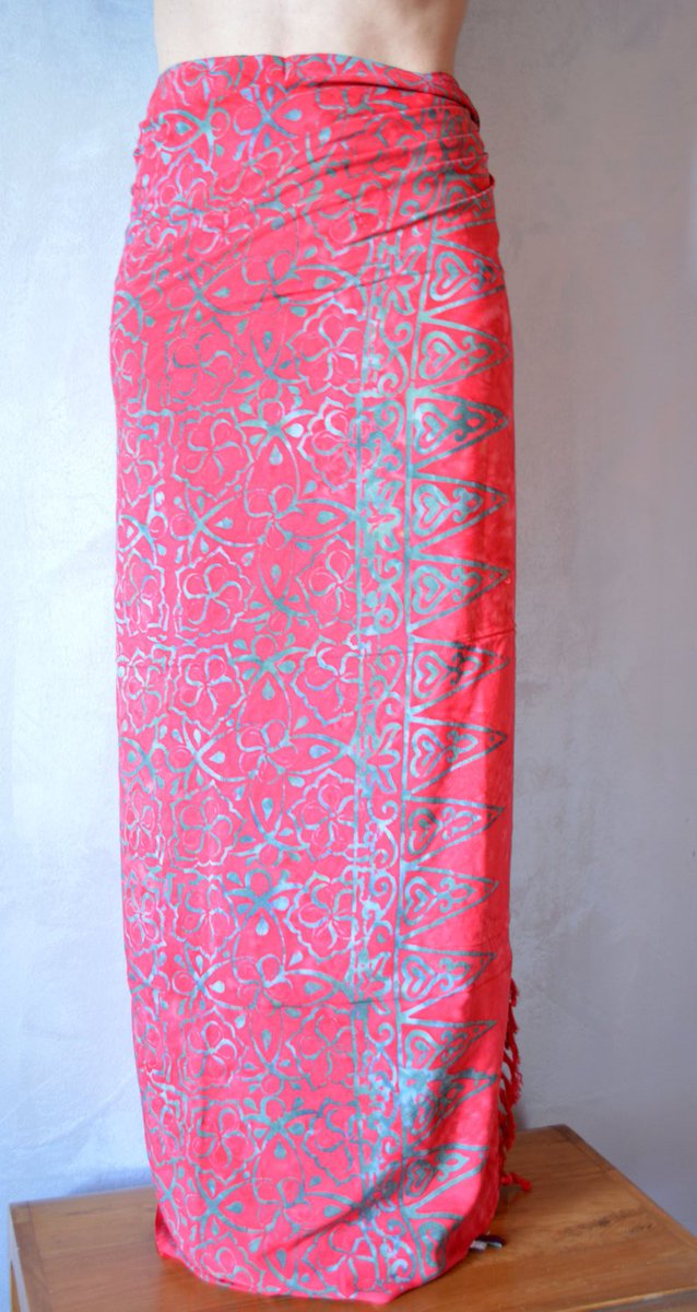 EdoCollection1's tweet image. Red Sarong Abstract Motif 
$24.00
➤ goo.gl/yJrUQP
via @outfy