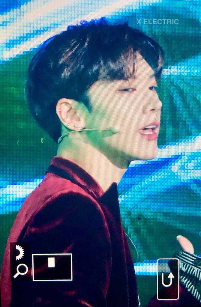 Xelectric10's tweet photo. 180928 강남 페스티벌 
📣왕자 테니 🔝
#NCT #TEN  #텐 
#NCT2018 https://t.co/GtXW5QEWdc