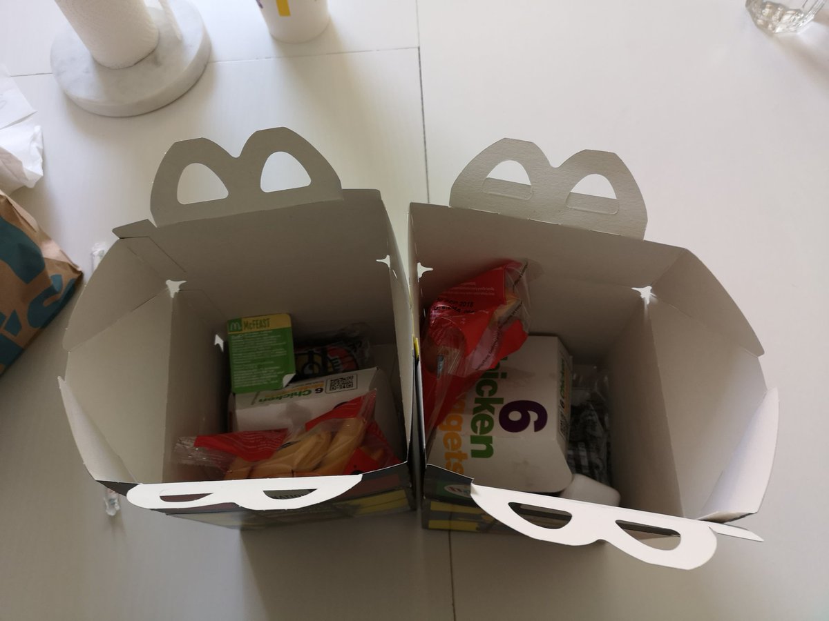 h3lbr0's tweet photo. @mcdse, nej... inte igen! Idag fick inte barnen pommes till sina måltider... 😢 https://t.co/ZhV0Cd4WhA