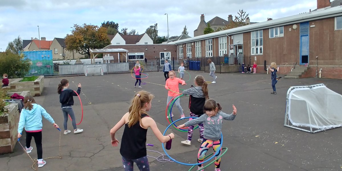 StMargaretsJoh1's tweet photo. Pupils and staff had lots of fun trying to #BeActive, by taking part in lots of different activities for #ESSD2018 #ESSD #ESSDsco #EuropeanWeekOfSport @EuSport @sportscotland @AttainRen https://t.co/4ryfMsVg5Y