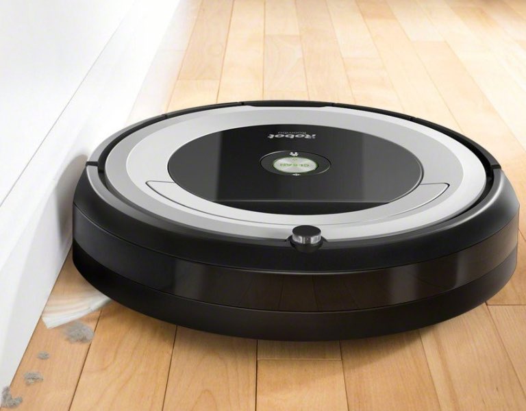 Sant_Marti_'s tweet photo. @cauteixonera i ROOMBAPOL? #avionsdepaper #operaciocroqueta https://t.co/PL4Fa0FZy6
